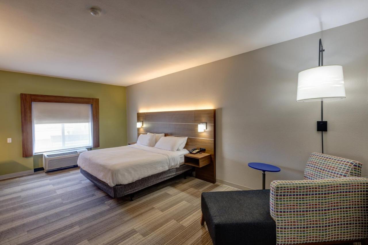 Holiday Inn Express Hotel & Suites Shelbyville By Ihg Buitenkant foto