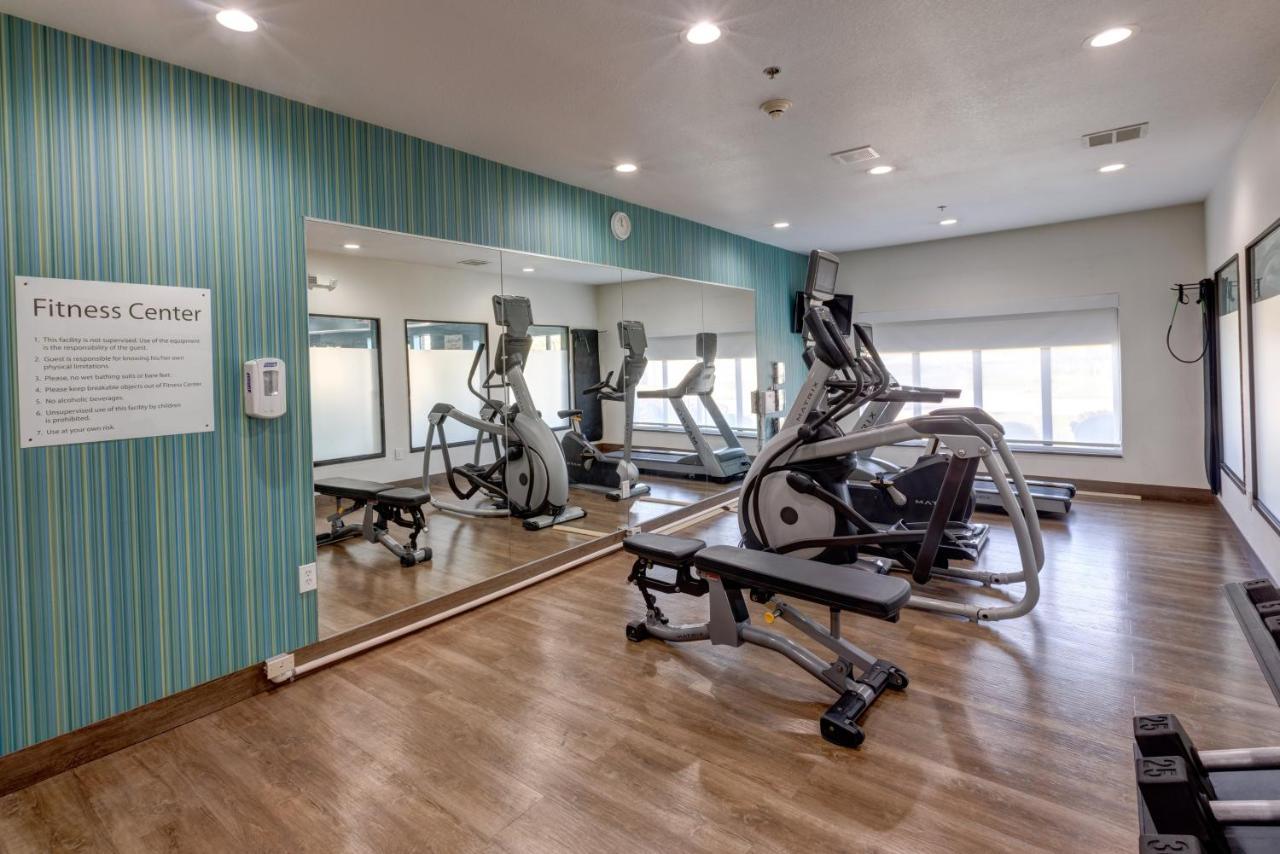 Holiday Inn Express Hotel & Suites Shelbyville By Ihg Buitenkant foto
