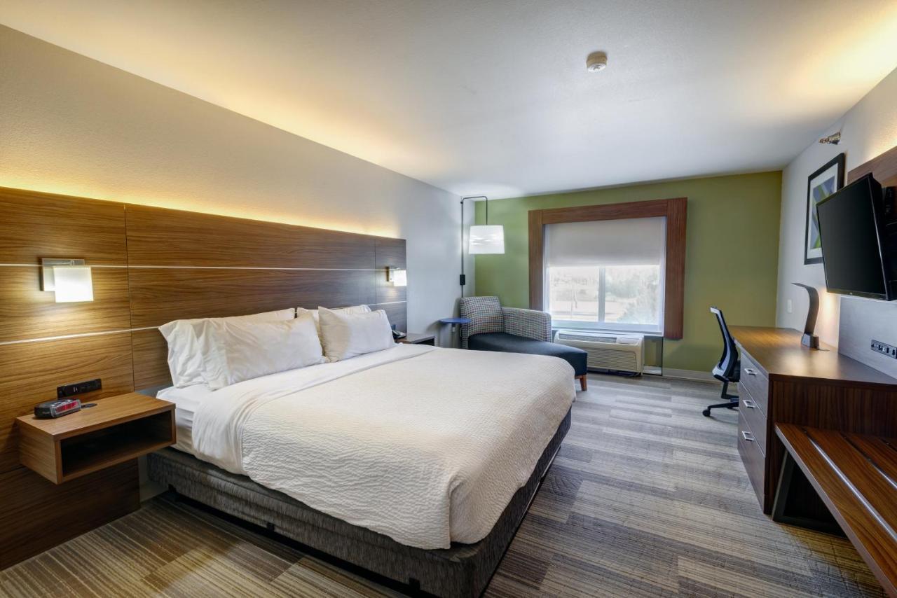 Holiday Inn Express Hotel & Suites Shelbyville By Ihg Buitenkant foto