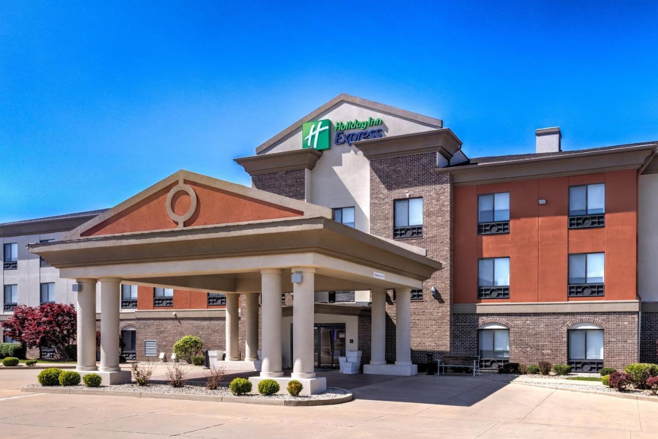 Holiday Inn Express Hotel & Suites Shelbyville By Ihg Buitenkant foto
