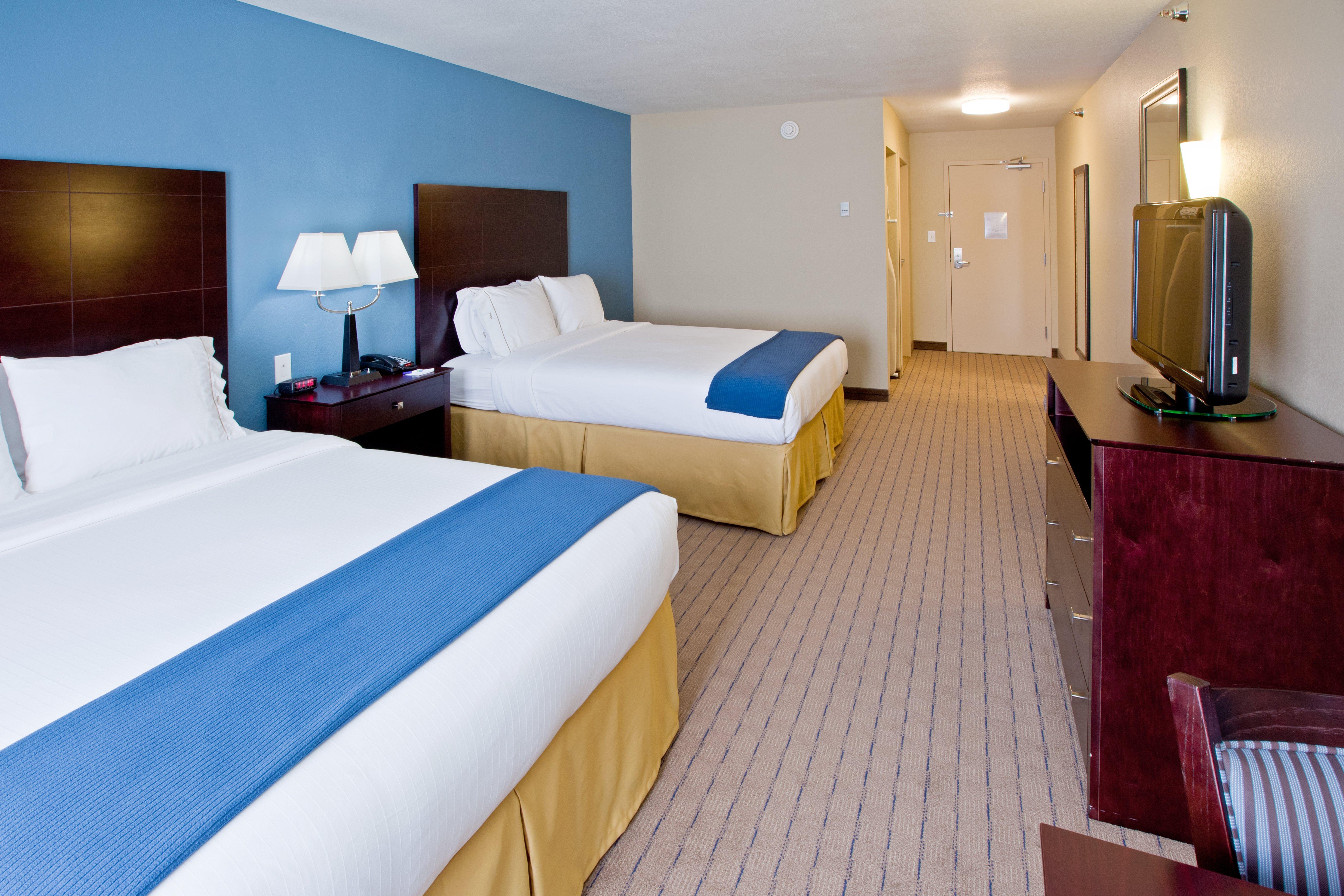 Holiday Inn Express Hotel & Suites Shelbyville By Ihg Buitenkant foto